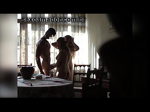 ❤️ Los amigos del sexo invitan a un hombre gigante y a un trío con él ❤❌ Sexo en es.porn-milf-300.ru ❌️