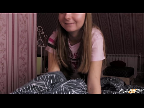 ❤️ Rubia chupa a su mejor amigo profundamente y recibe una corrida en la boca ❤❌  Sexo en es.porn-milf-300.ru ❌️